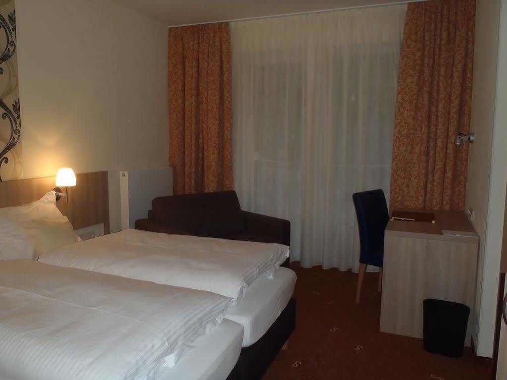 Schade'S Wohlfuehlhotel Selb Zewnętrze zdjęcie